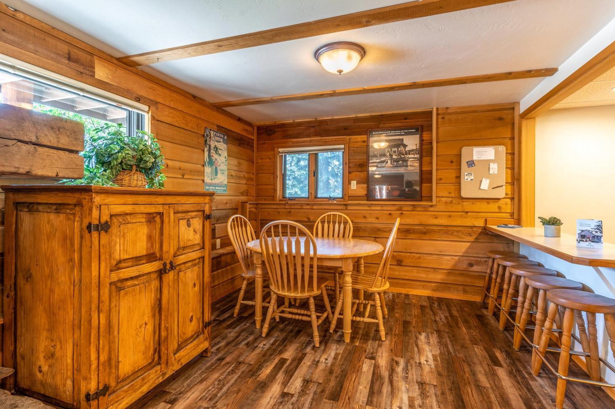 Gray Wolf Condos At Whitefish Bilik gambar